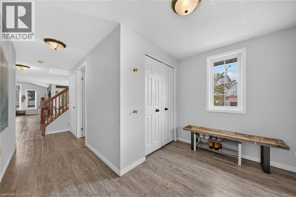 600 White Cedar Avenue, Waterloo, Ontario  N2V 2W2 - Photo 4 - 40861546