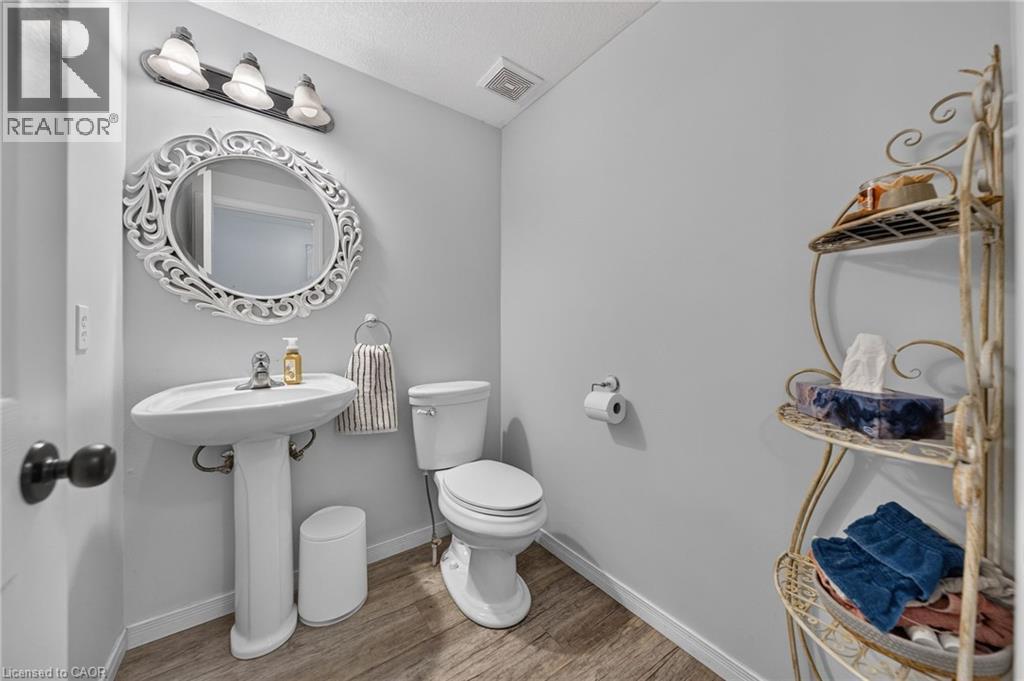 600 White Cedar Avenue, Waterloo, Ontario  N2V 2W2 - Photo 16 - 40861546
