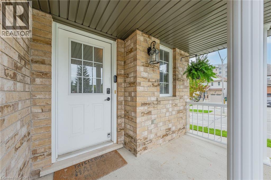 600 White Cedar Avenue, Waterloo, Ontario  N2V 2W2 - Photo 3 - 40861546