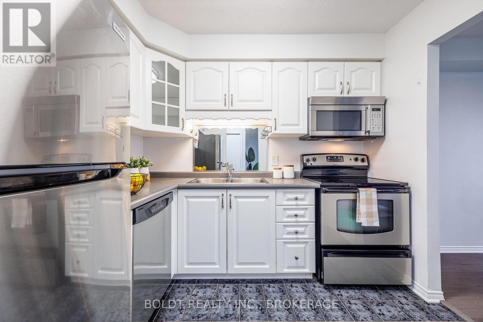 812 - 81 Scott Street, St. Catharines, Ontario  L2N 7L5 - Photo 20 - X13765638