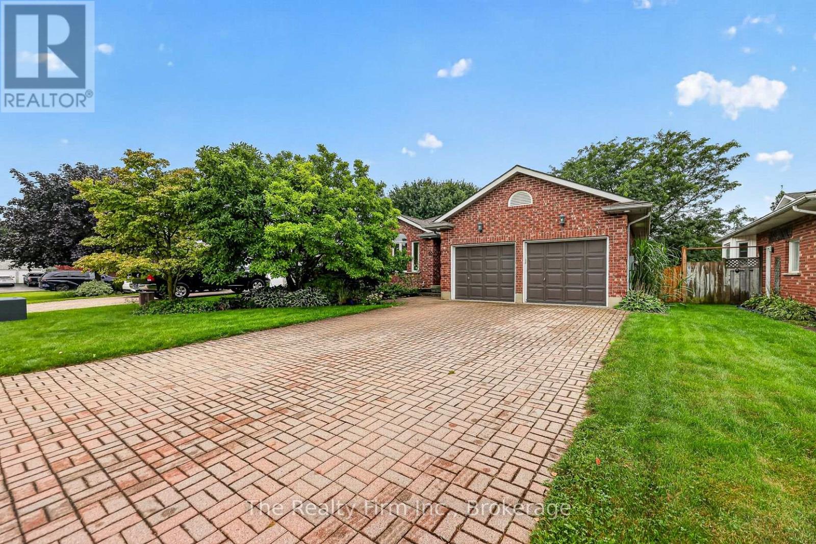 55 Mason Drive, Ingersoll, Ontario  N5C 4A4 - Photo 2 - X13765640
