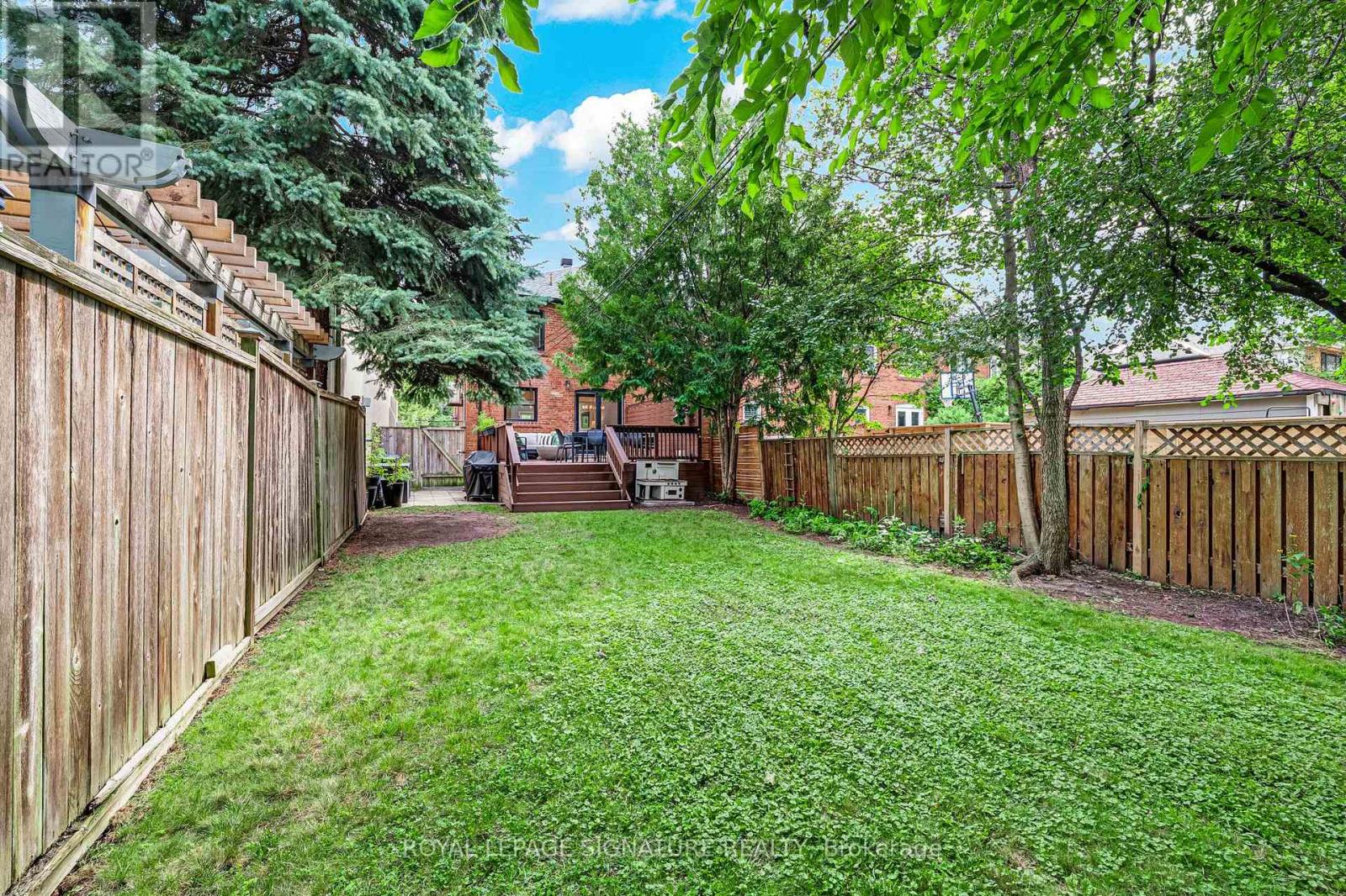 124 Donlea Drive, Toronto, Ontario  M4G 2M5 - Photo 38 - C13765594