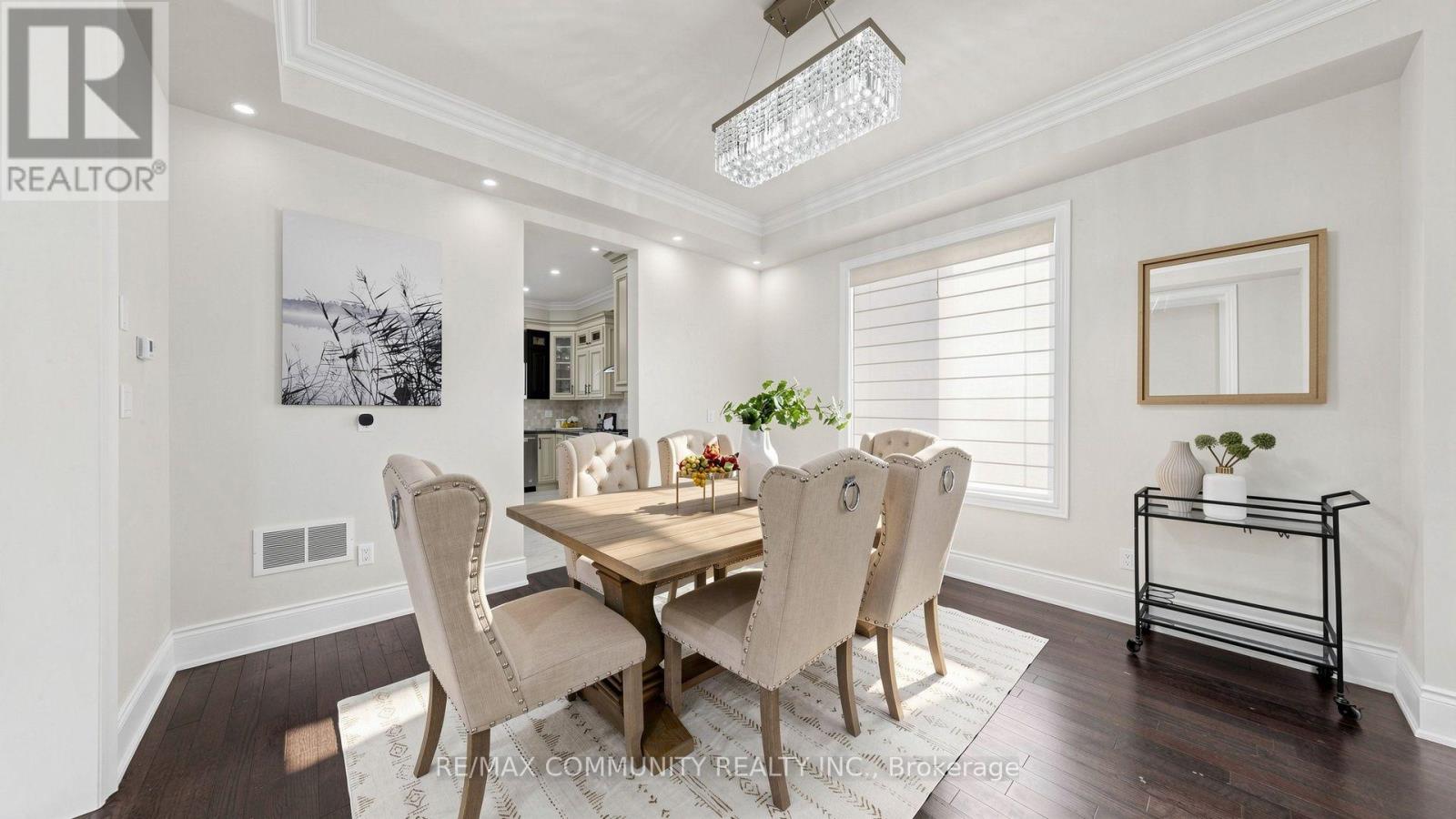 118 Harewood Avenue, Toronto, Ontario  M1M 2R5 - Photo 6 - E13765502