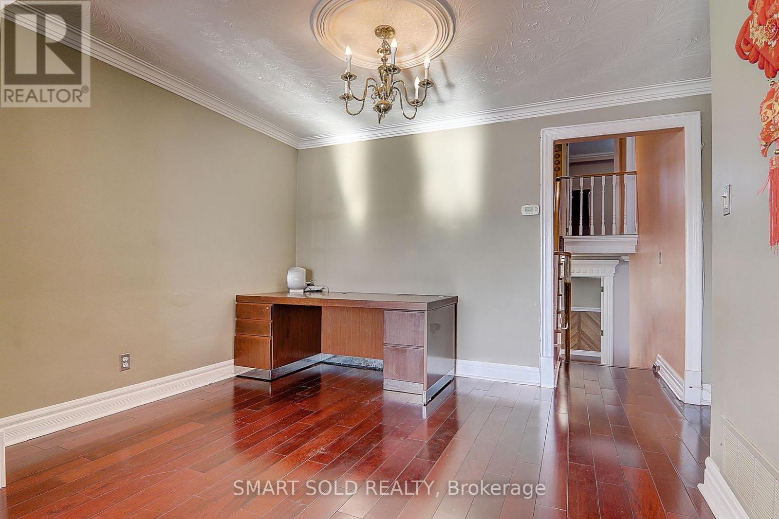 12 Glendinning Avenue, Toronto, Ontario  M1W 3G2 - Photo 10 - E13765512