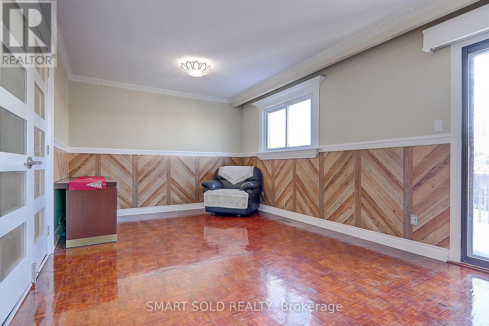 12 Glendinning Avenue, Toronto, Ontario  M1W 3G2 - Photo 24 - E13765512