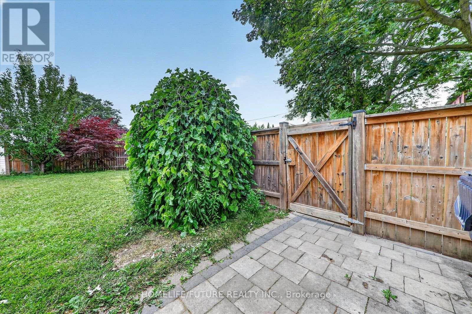 Bsmt - 46 Stamford Square N, Toronto, Ontario  M1L 1X6 - Photo 13 - E13765538