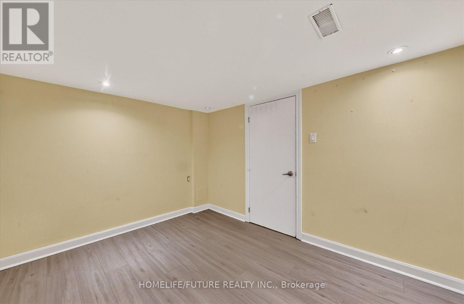 Bsmt - 46 Stamford Square N, Toronto, Ontario  M1L 1X6 - Photo 7 - E13765538