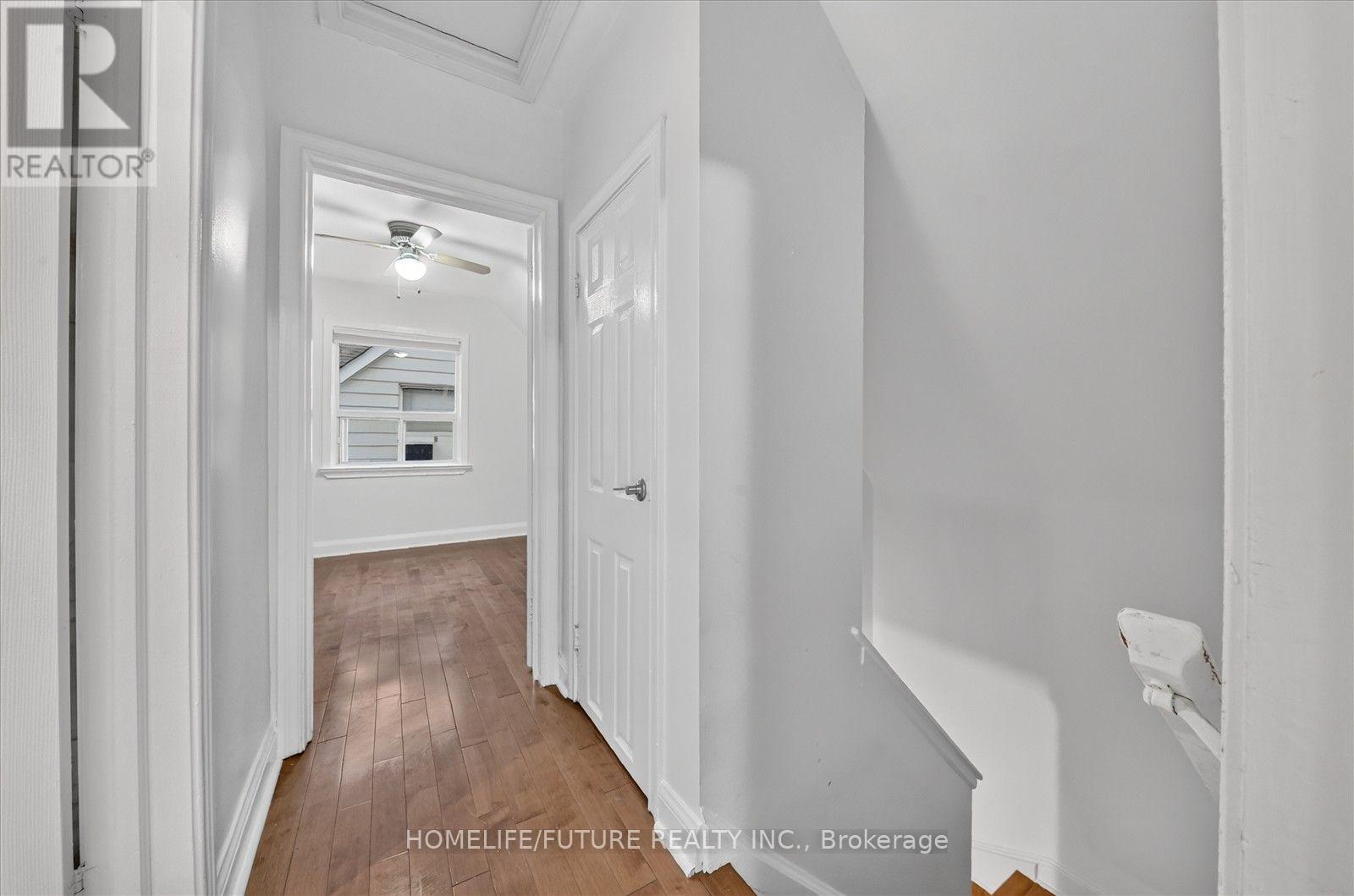 Main - 46 Stamford Square N, Toronto, Ontario  M1L 1X6 - Photo 15 - E13765548