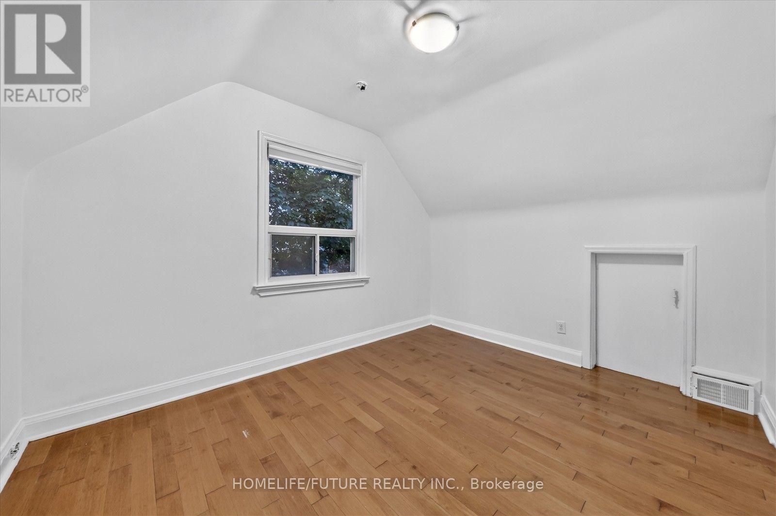 Main - 46 Stamford Square N, Toronto, Ontario  M1L 1X6 - Photo 16 - E13765548