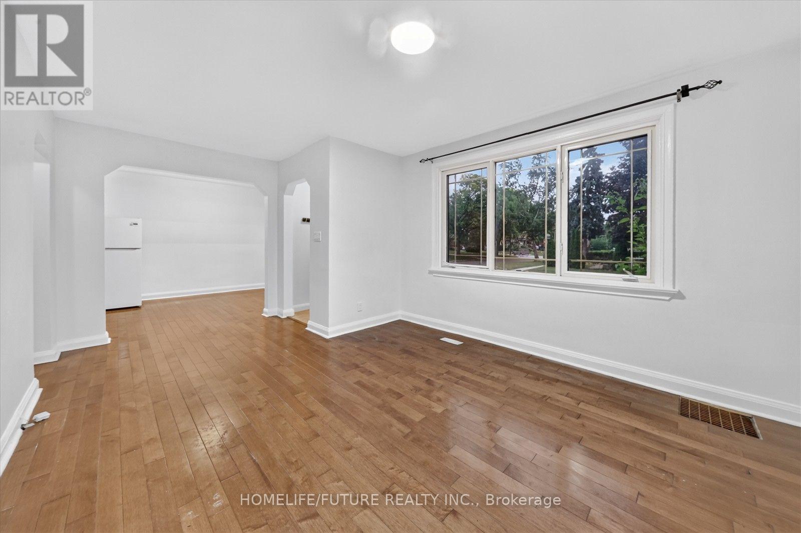 Main - 46 Stamford Square N, Toronto, Ontario  M1L 1X6 - Photo 5 - E13765548