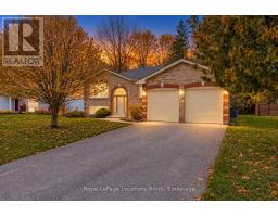 40 FAIRWAY CRESCENT, Wasaga Beach, Ontario