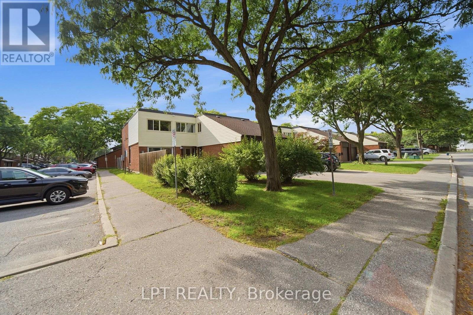 110 - 155 Glovers Road, Oshawa, Ontario  L1G 7A4 - Photo 4 - E13765608
