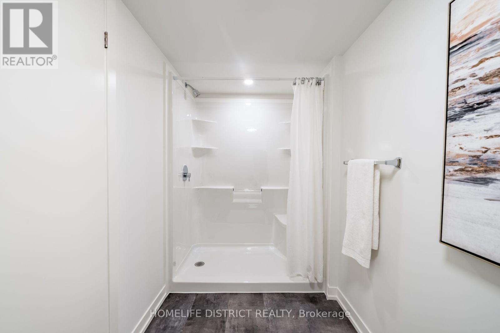 605 - 976 Simcoe Street N, Oshawa, Ontario L1G 4W4 - Photo 10 - E13765618