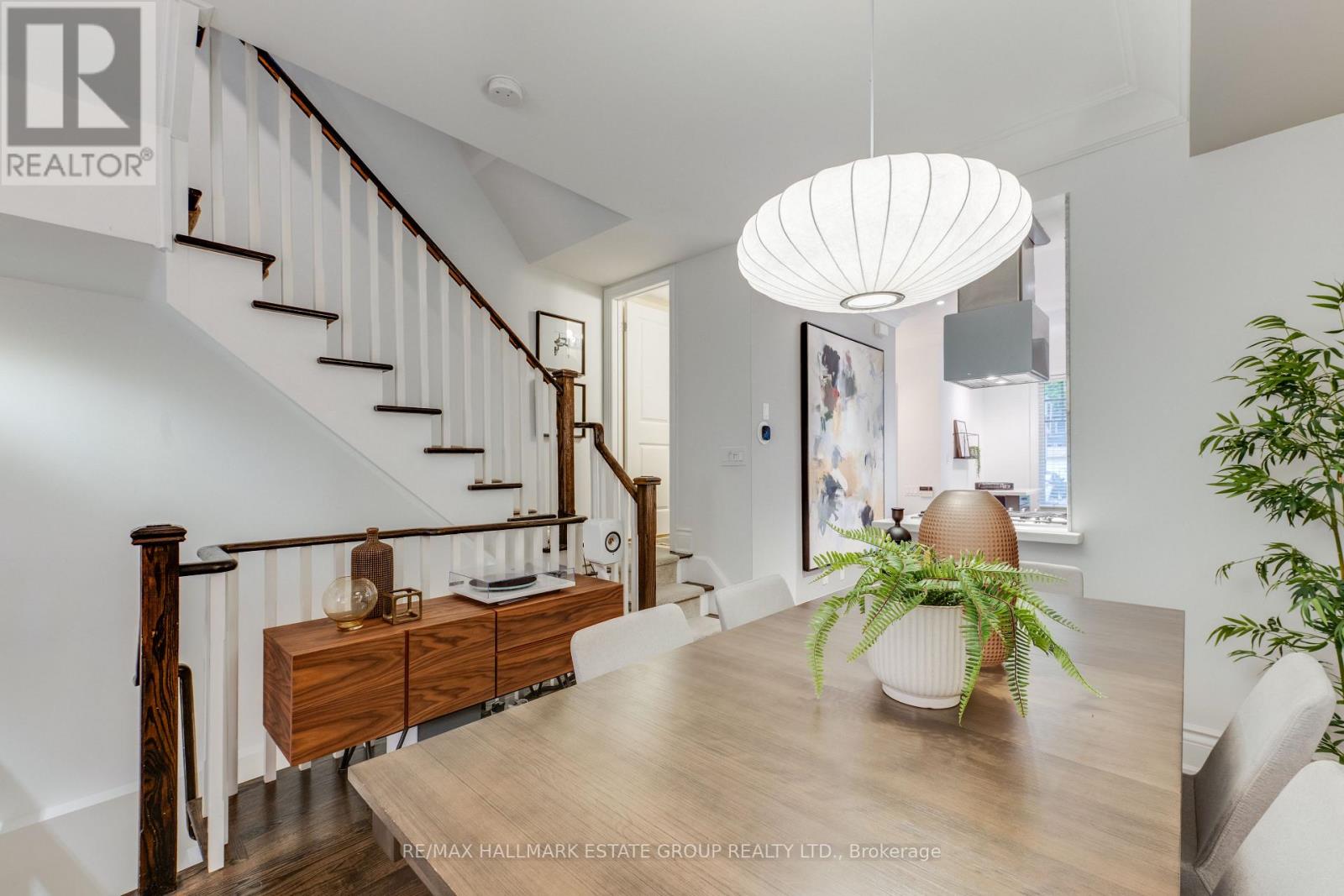 6b Scarborough Road, Toronto, Ontario  M4E 3M5 - Photo 11 - E13765652