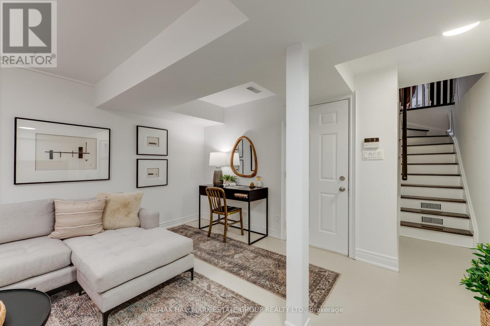 6b Scarborough Road, Toronto, Ontario  M4E 3M5 - Photo 41 - E13765652