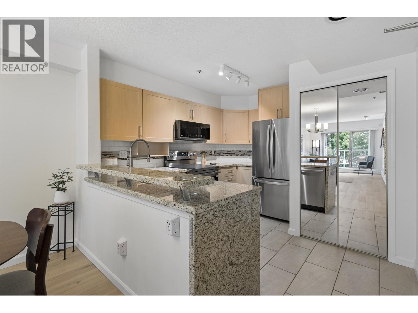 305 980 W 21st Street, Vancouver, British Columbia  V5Z 1Z1 - Photo 9 - R3163727