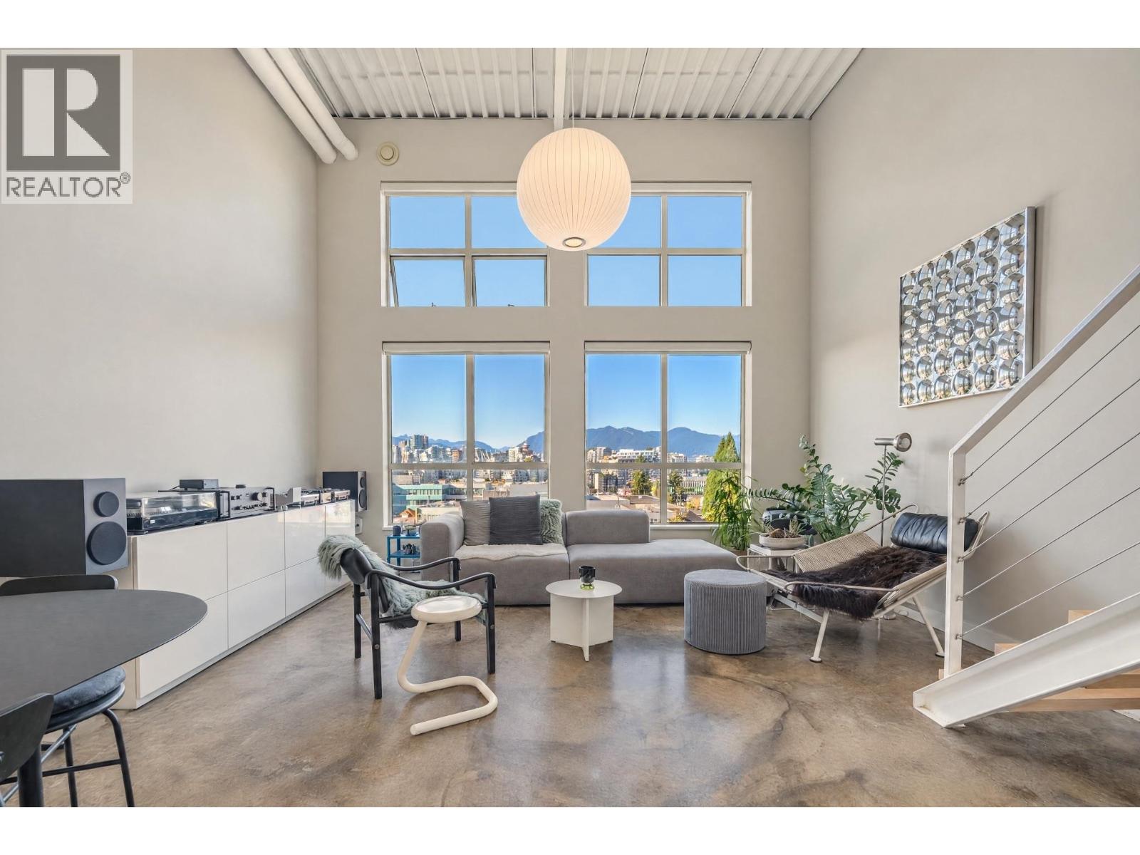 402 338 W 8TH AVENUE, vancouver, British Columbia