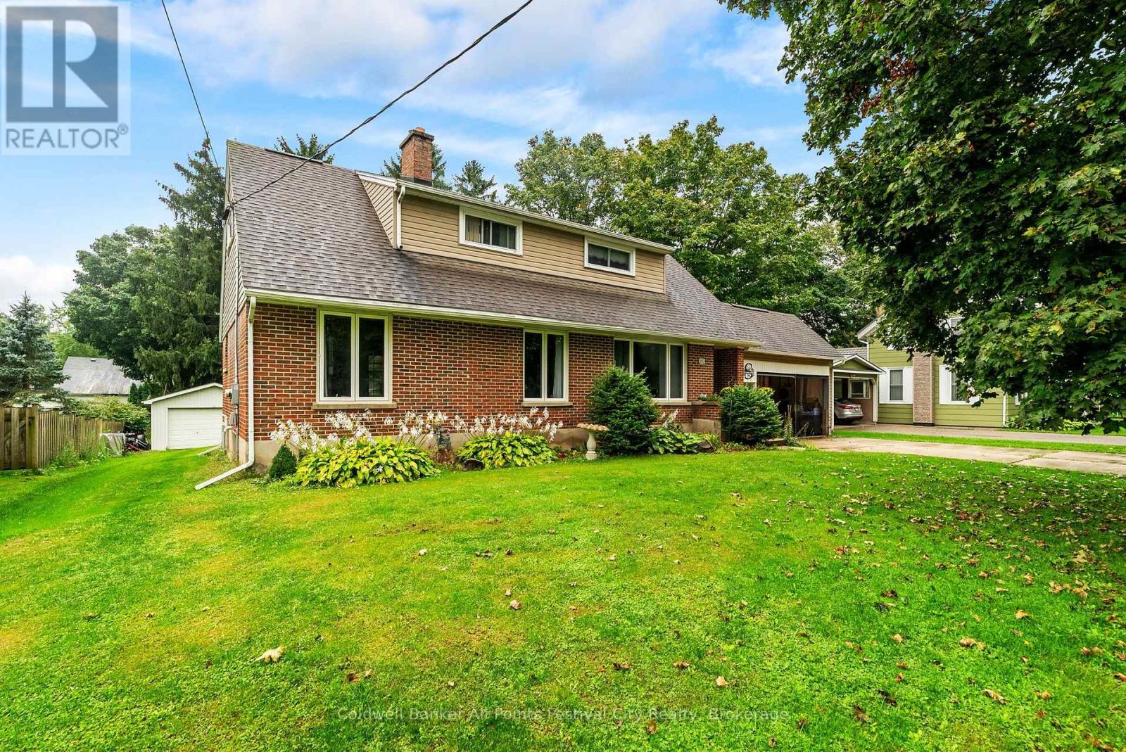 80 Princess Street W, Central Huron, Ontario  N0M 1L0 - Photo 2 - X13765466
