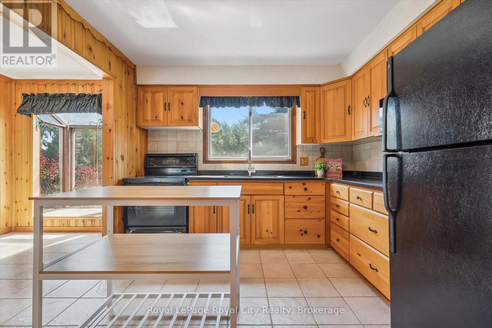 85 Sleeman Avenue, Guelph (Junction/onward Willow), Ontario  N1H 6G5 - Photo 12 - X13765592