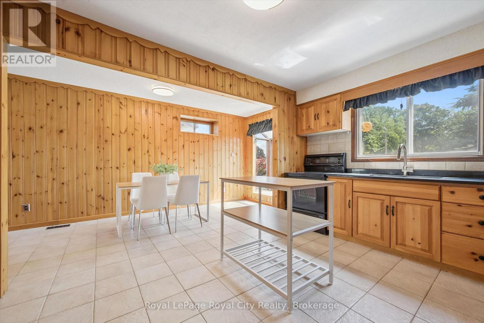 85 Sleeman Avenue, Guelph (Junction/onward Willow), Ontario  N1H 6G5 - Photo 9 - X13765592
