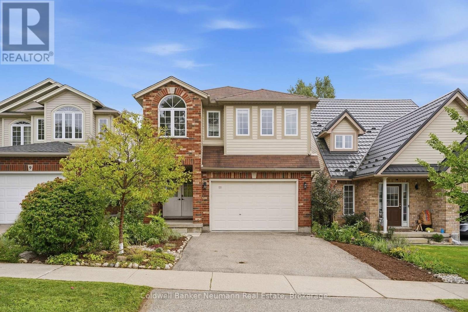 7 Henderson Drive, Guelph, Ontario N1E 0A1 - Photo 1 - X13765598
