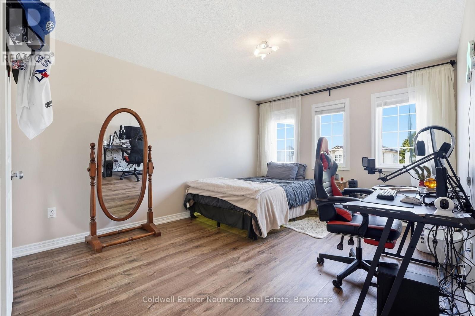 7 Henderson Drive, Guelph, Ontario N1E 0A1 - Photo 18 - X13765598