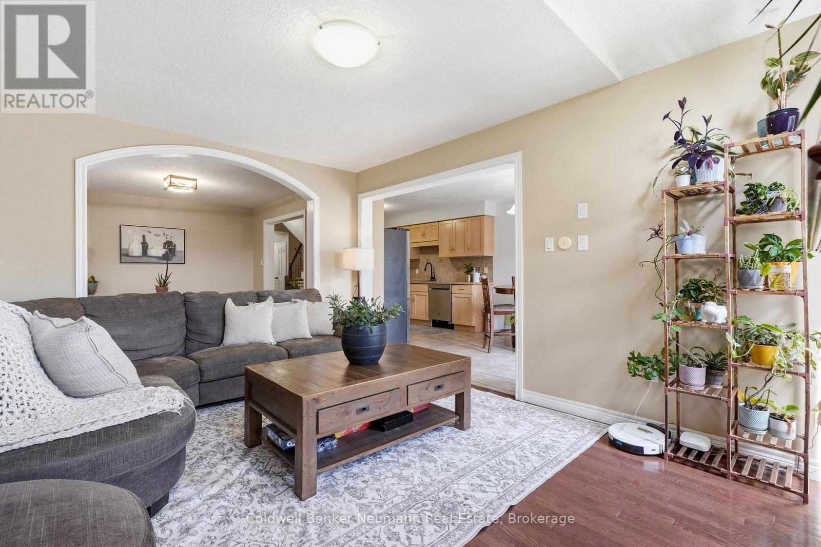 7 Henderson Drive, Guelph, Ontario N1E 0A1 - Photo 5 - X13765598