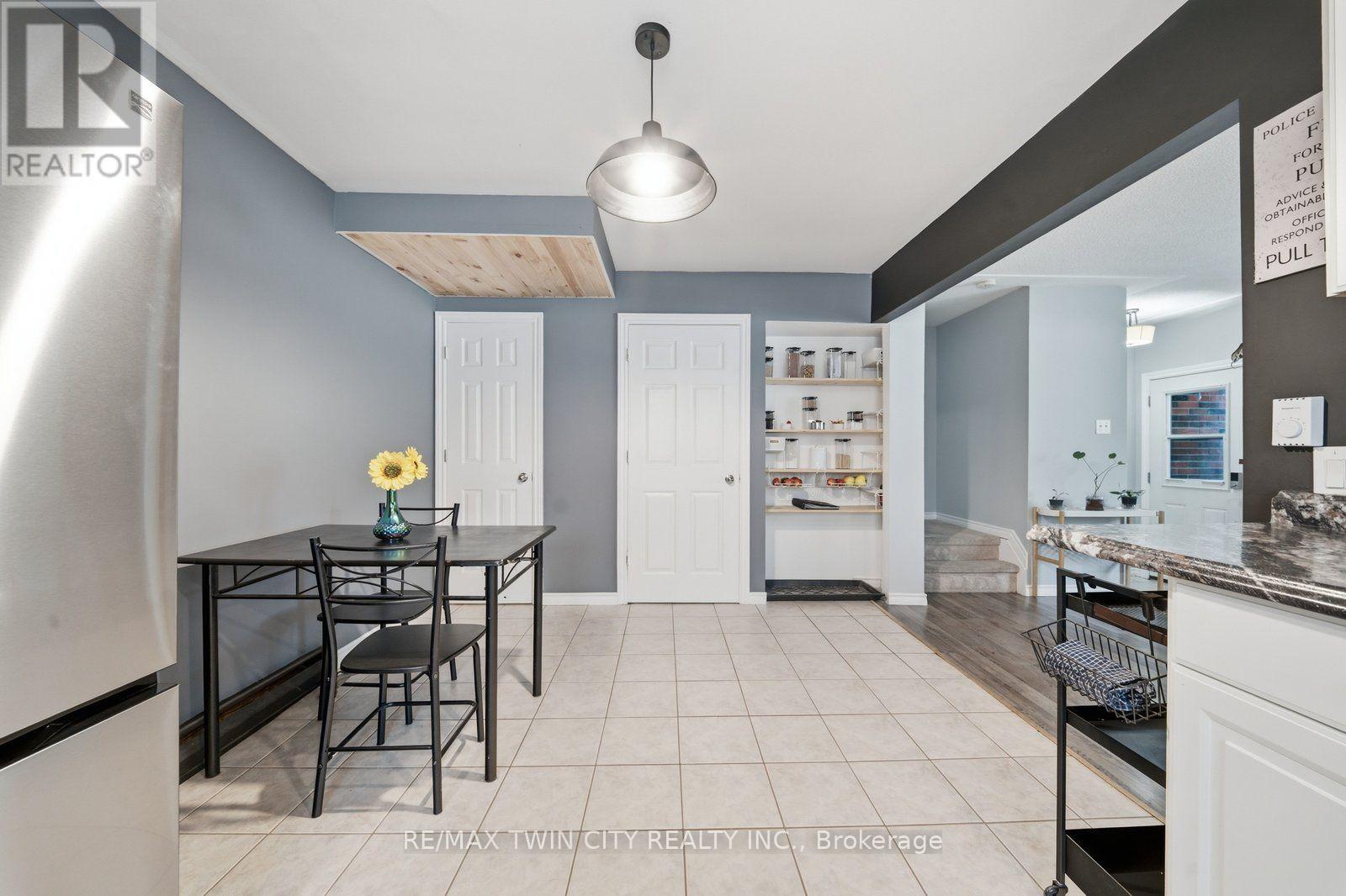 7- 63 Metcalife, Unit C Metcalfe Crescent, Vaughan, Ontario  N3R 2L7 - Photo 15 - N13765478