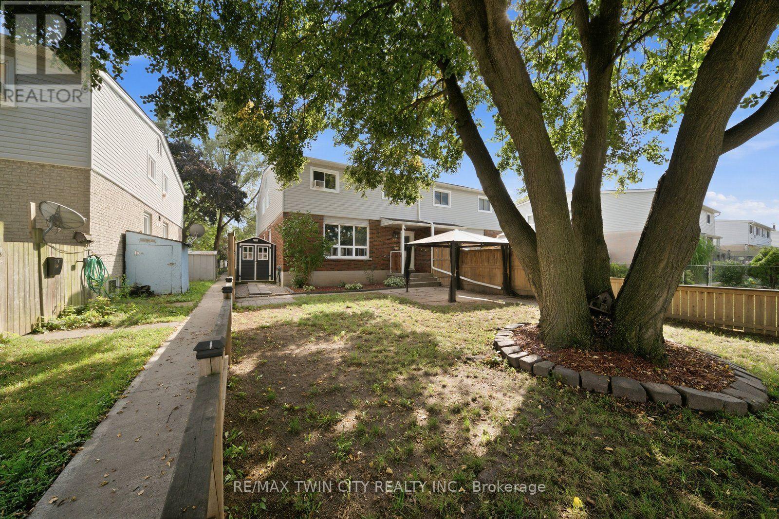 7- 63 Metcalife, Unit C Metcalfe Crescent, Vaughan, Ontario  N3R 2L7 - Photo 26 - N13765478