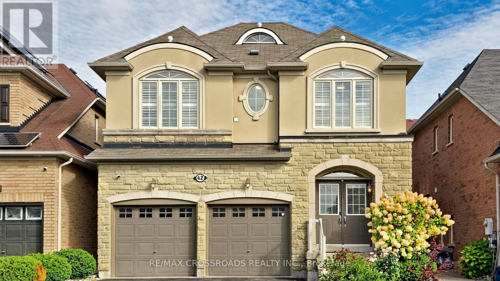 42 BOWKETT DRIVE, Richmond Hill, Ontario