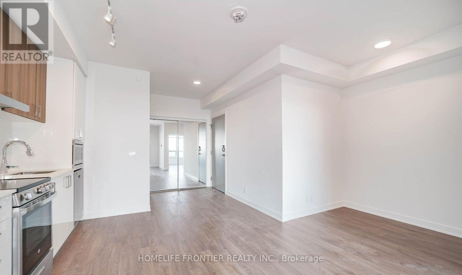 2812 - 50 Upper Mall Way, Vaughan, Ontario  L4J 0L8 - Photo 3 - N13765542