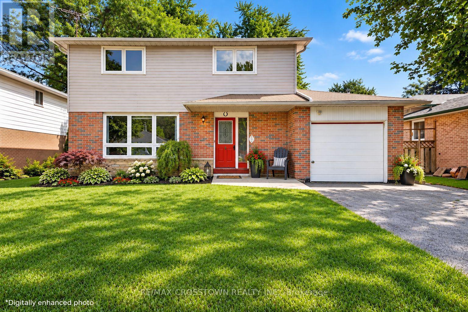 63 Adeline Avenue, New Tecumseth, Ontario  L0G 1W0 - Photo 2 - N13765590