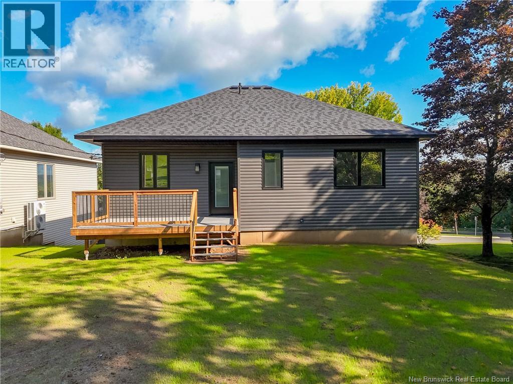 16 Mayflower Street, Fredericton, New Brunswick  E3C 1L5 - Photo 38 - NB138854