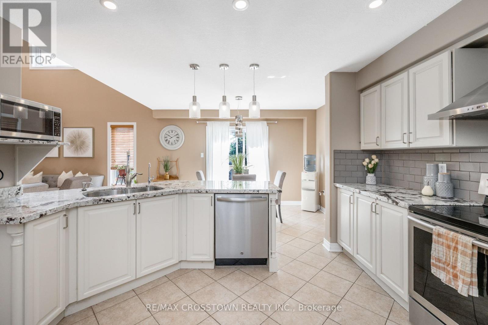 89 Sovereign's Gate, Barrie (Innis-Shore), Ontario L4N 0Y9 - Photo 20 - S13765570