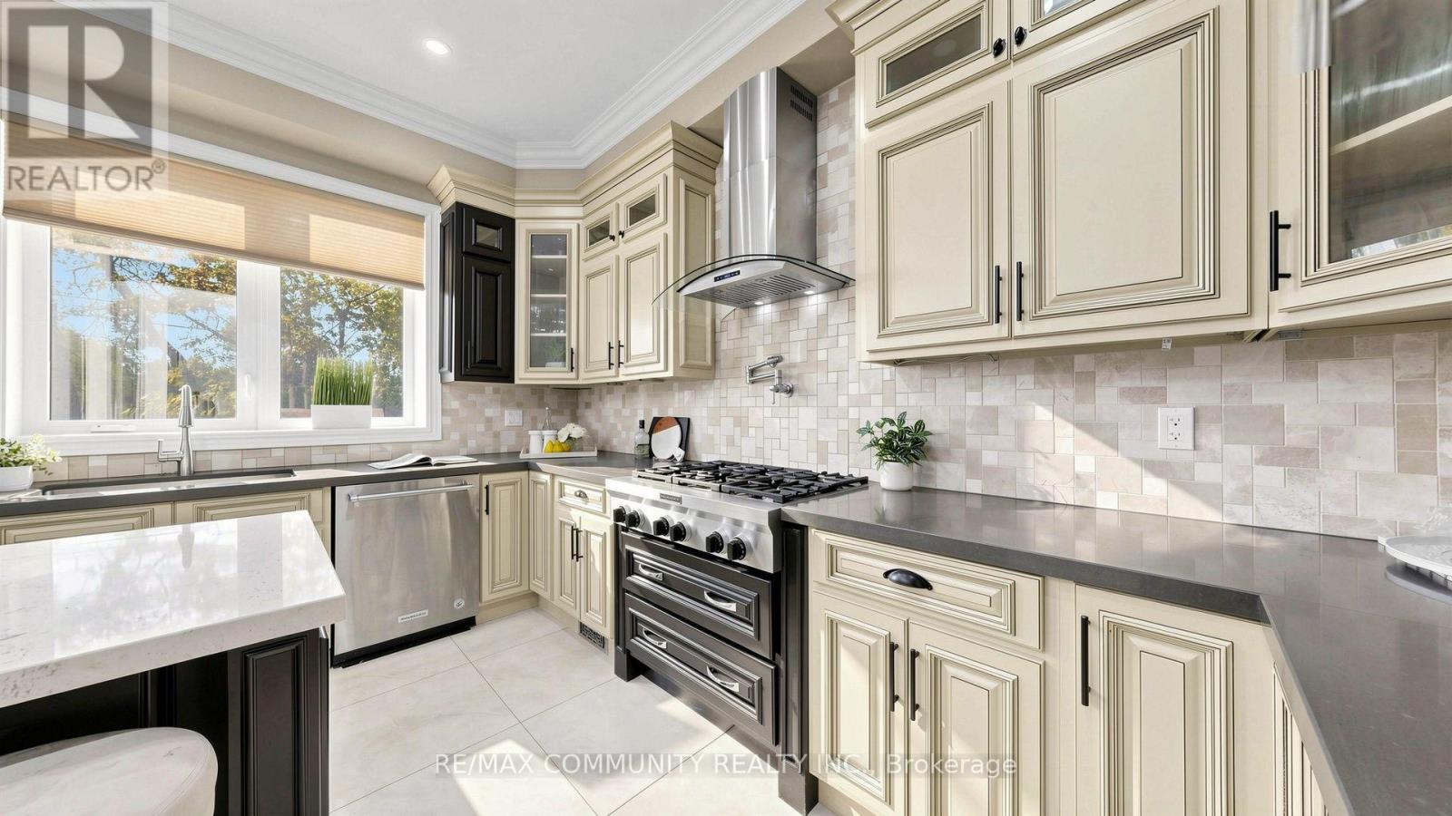 118 Harewood Avenue, Toronto, Ontario  M1M 2R5 - Photo 16 - E13765502