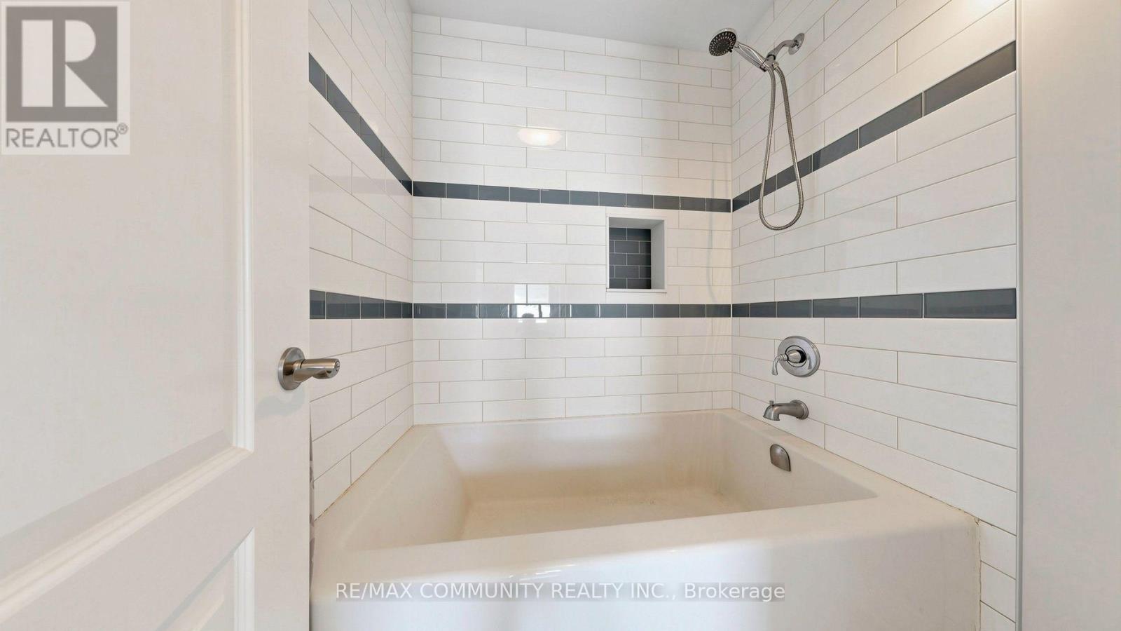 118 Harewood Avenue, Toronto, Ontario  M1M 2R5 - Photo 33 - E13765502