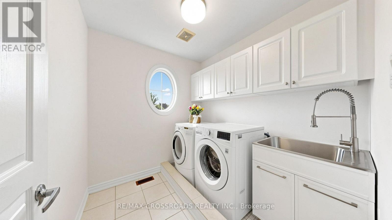 42 Bowkett Drive, Richmond Hill, Ontario  L4E 0L7 - Photo 38 - N13765524