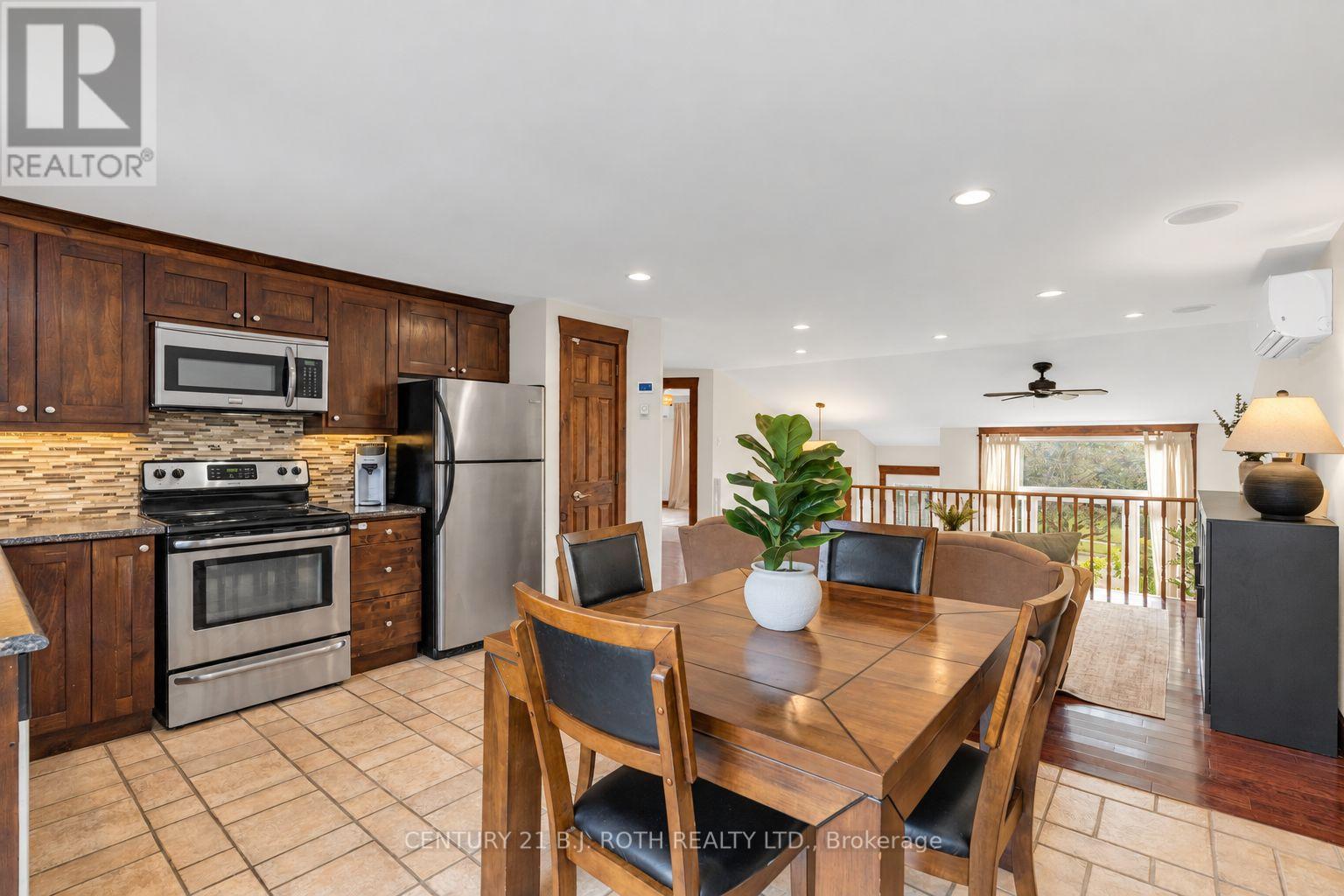 76 Fox Run, Barrie (Letitia Heights), Ontario  L4M 5A8 - Photo 11 - S13765254
