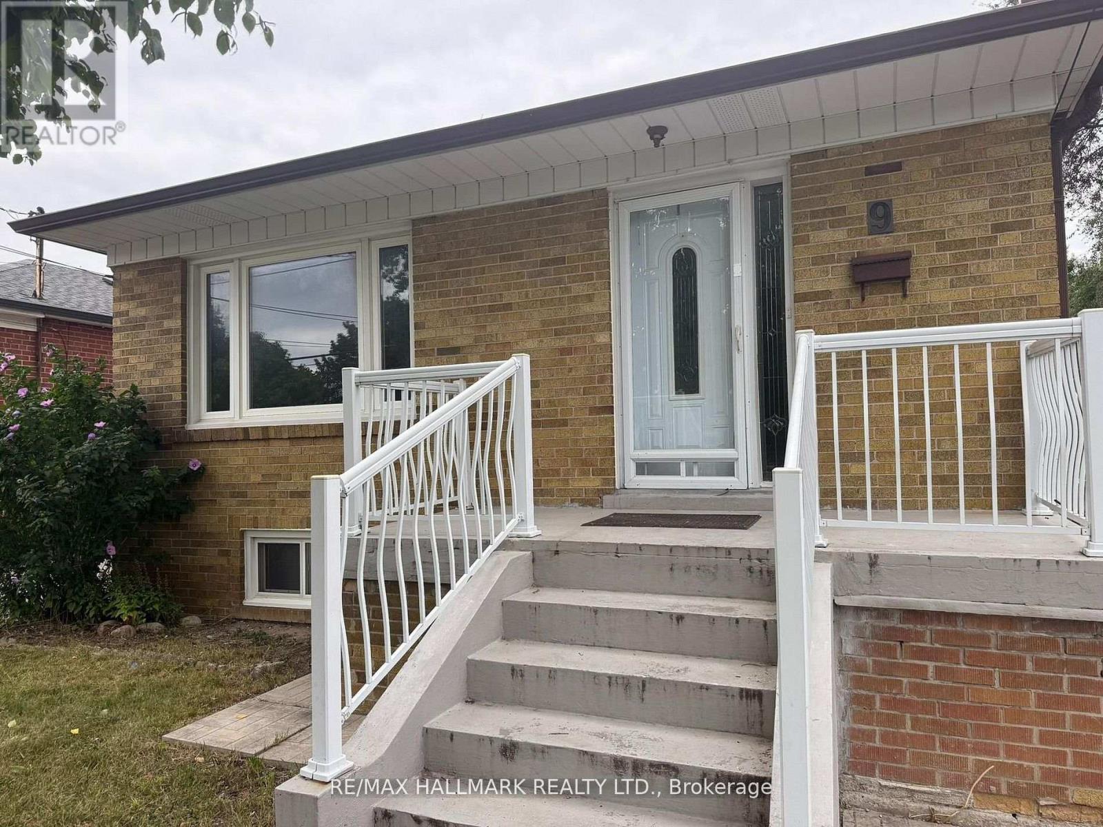 9 Macleod Street, Toronto, Ontario  M6L 2M7 - Photo 3 - W13765458