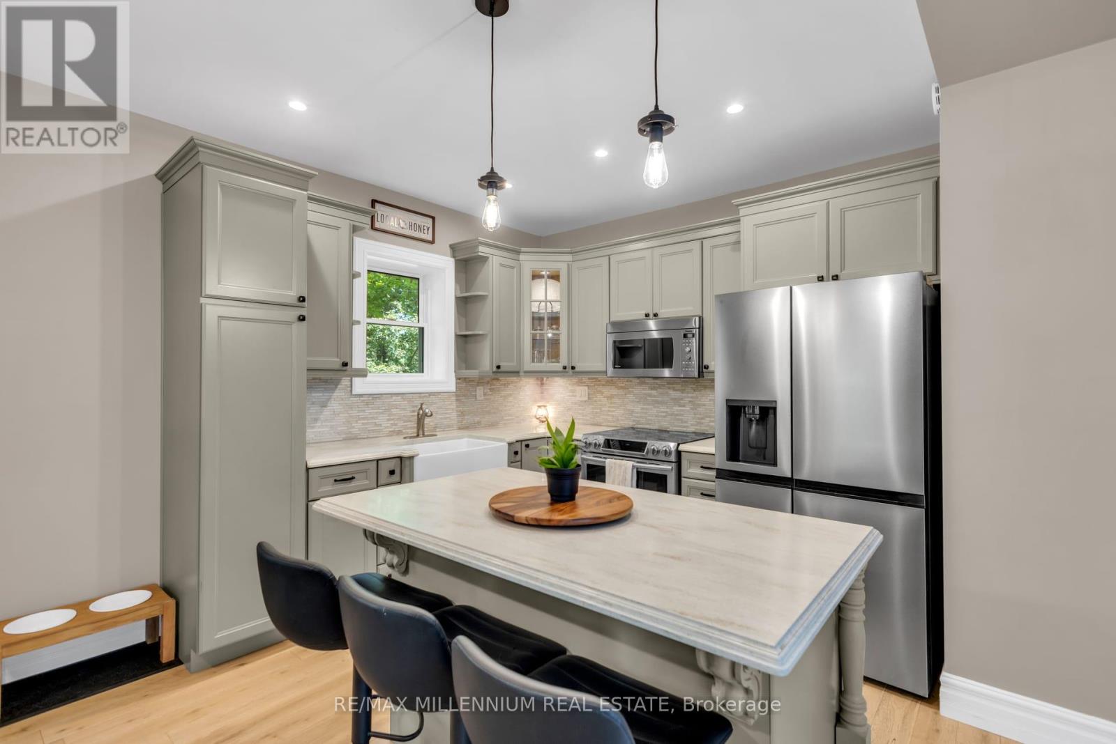 1537 Queen Street E, Caledon, Ontario  L7K 0C2 - Photo 8 - W13765474