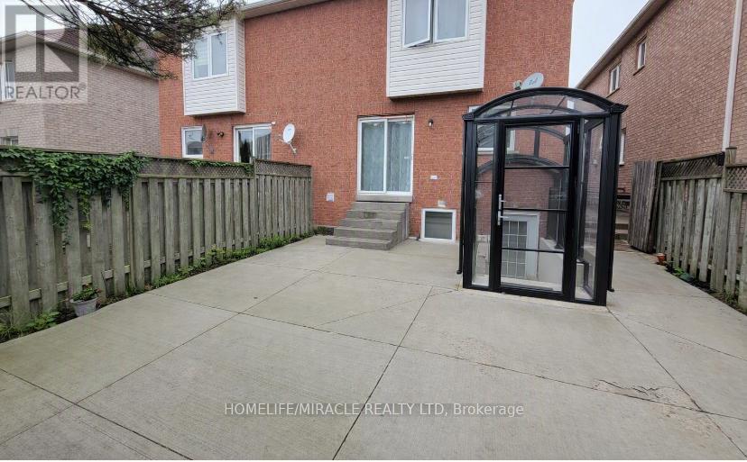 Upper - 6959 Tassel Crescent, Mississauga, Ontario  L5W 1G9 - Photo 20 - W13765490