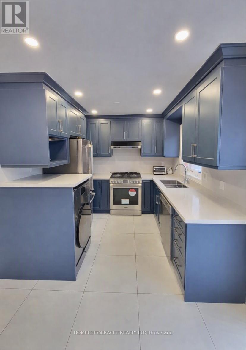 Upper - 6959 Tassel Crescent, Mississauga, Ontario  L5W 1G9 - Photo 7 - W13765490