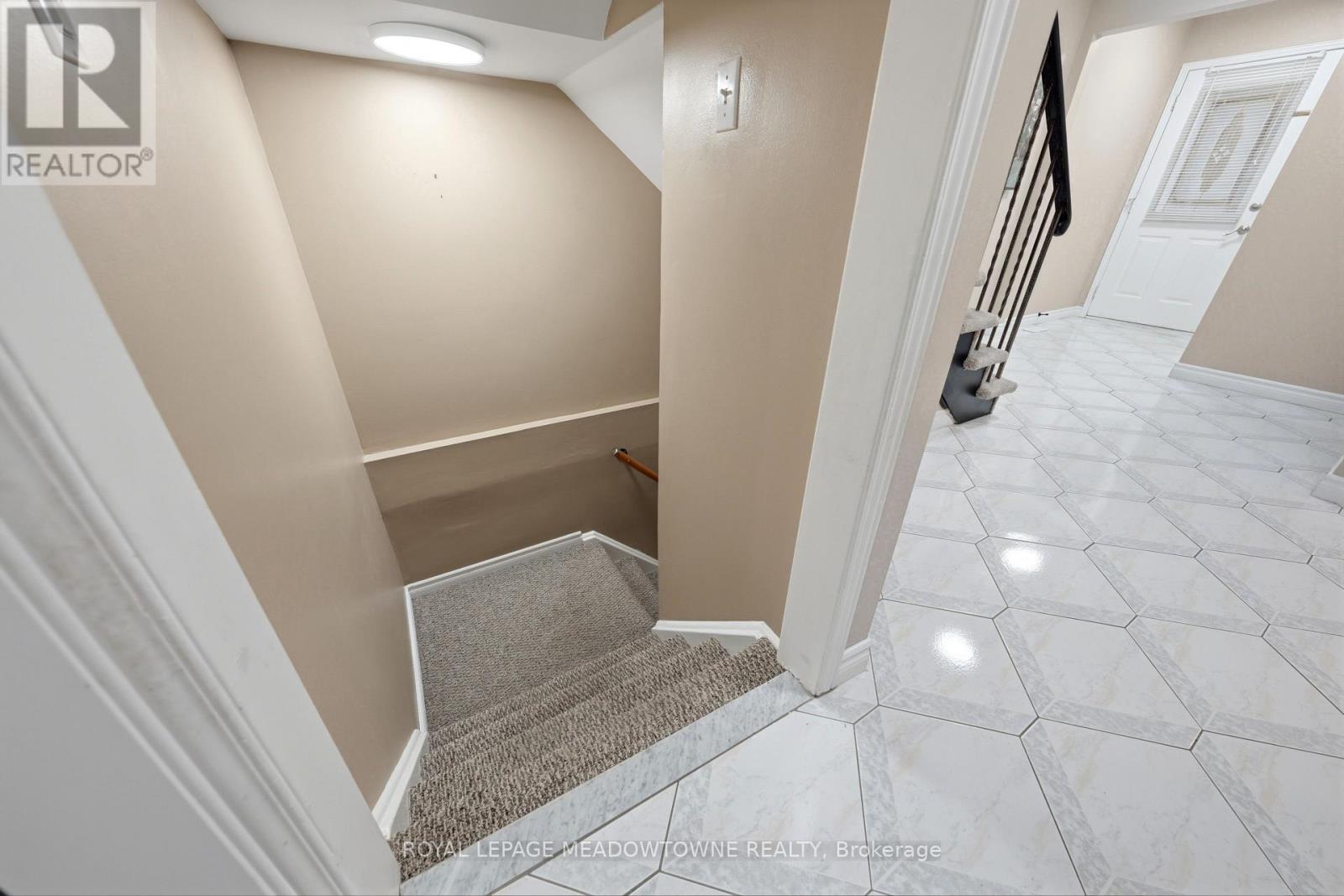 3089 Plum Tree Crescent, Mississauga, Ontario  L5N 4X2 - Photo 35 - W13765520