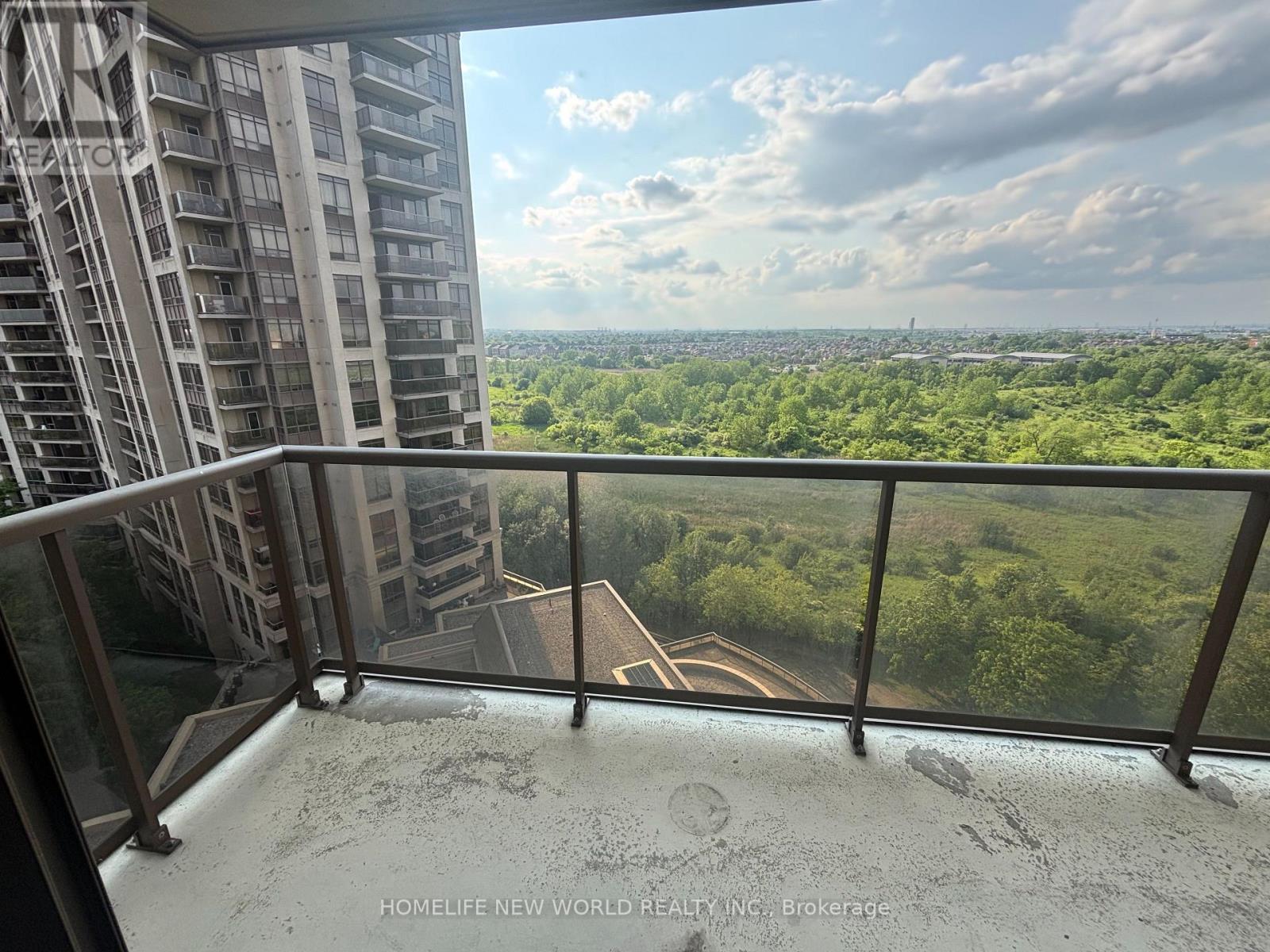 1026 - 700 Humberwood Boulevard, Toronto, Ontario  M9W 7J4 - Photo 11 - W13765572