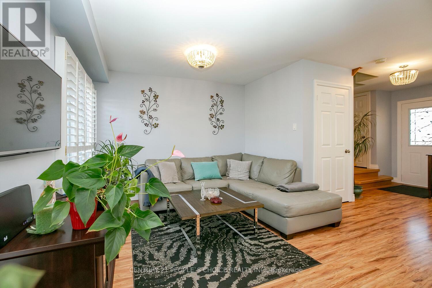 18 Hood Crescent, Brampton, Ontario  L6Y 4S6 - Photo 7 - W13765612