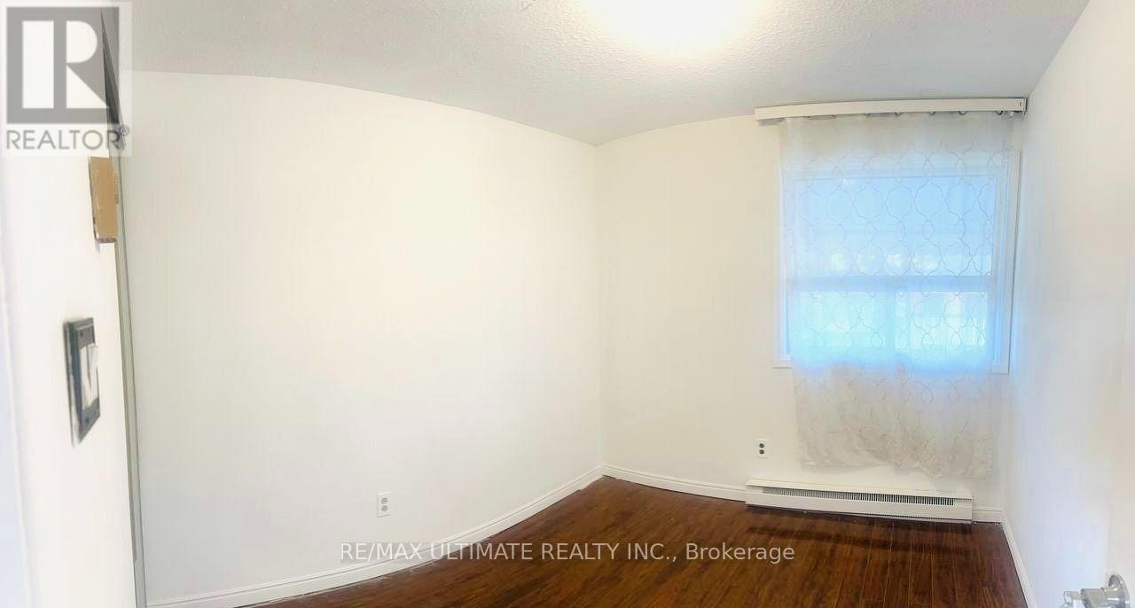 7 Grand River Court, Brampton, Ontario L6S 2J8 - Photo 17 - W13765620