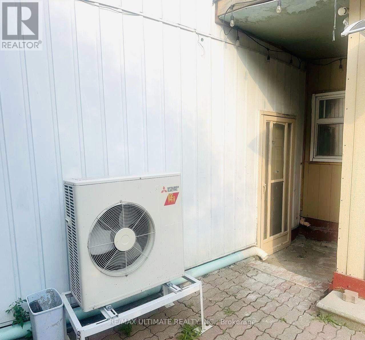 7 Grand River Court, Brampton, Ontario L6S 2J8 - Photo 21 - W13765620