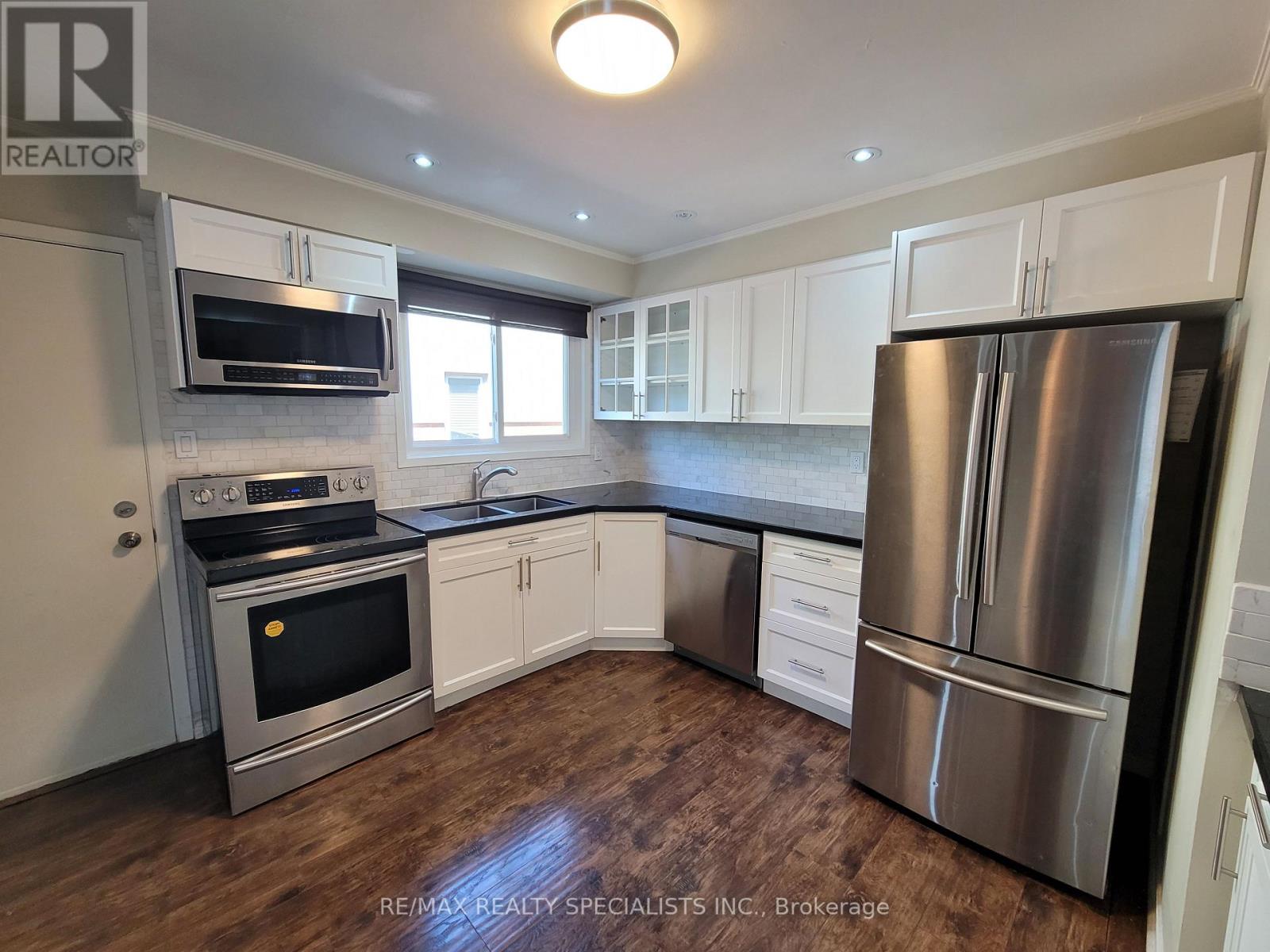 6795 Shelter Bay Road, Mississauga, Ontario  L5N 1T7 - Photo 10 - W13765642