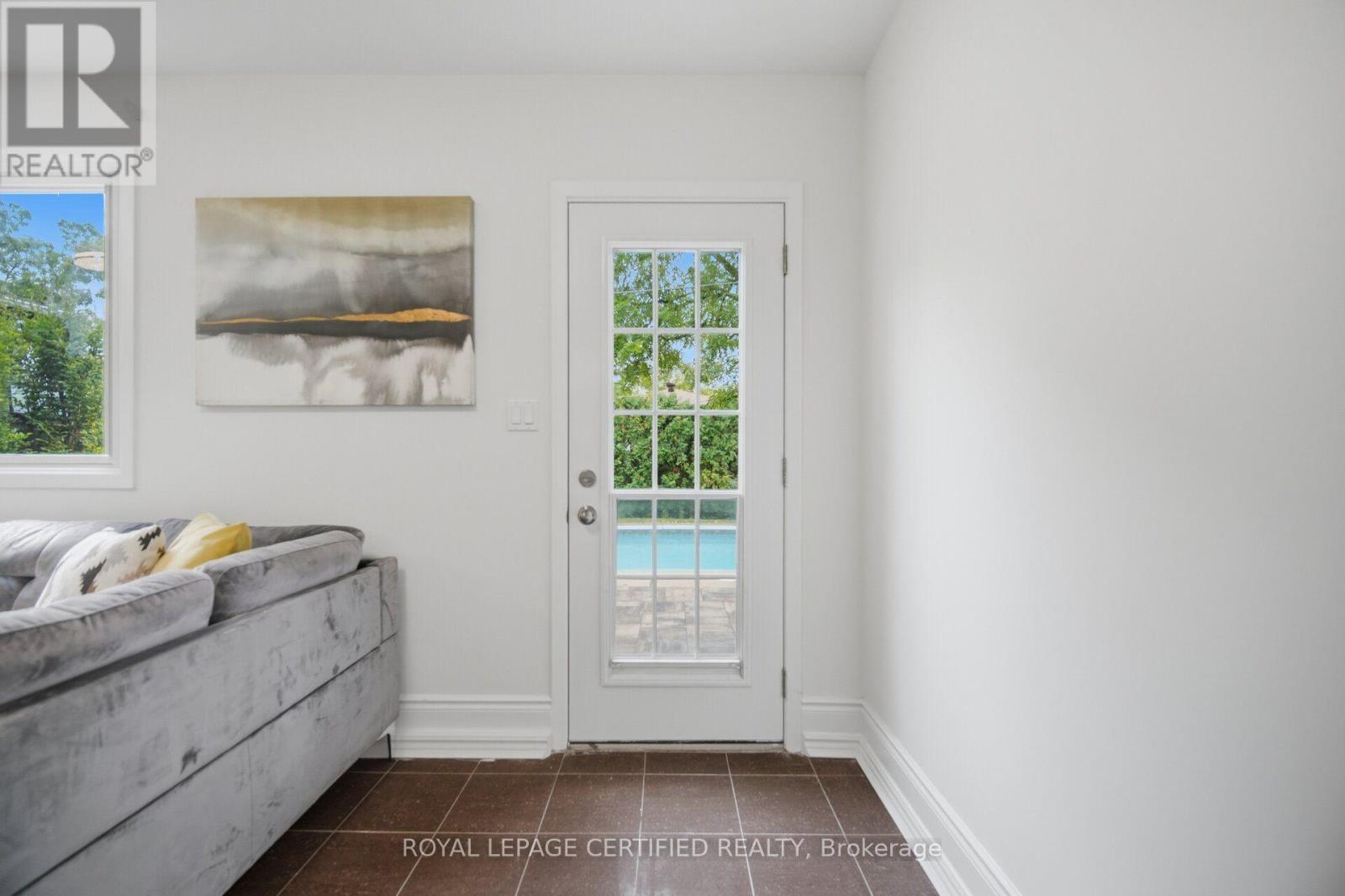 3490 Rexway Drive, Burlington, Ontario  L7N 2L6 - Photo 37 - W13764714