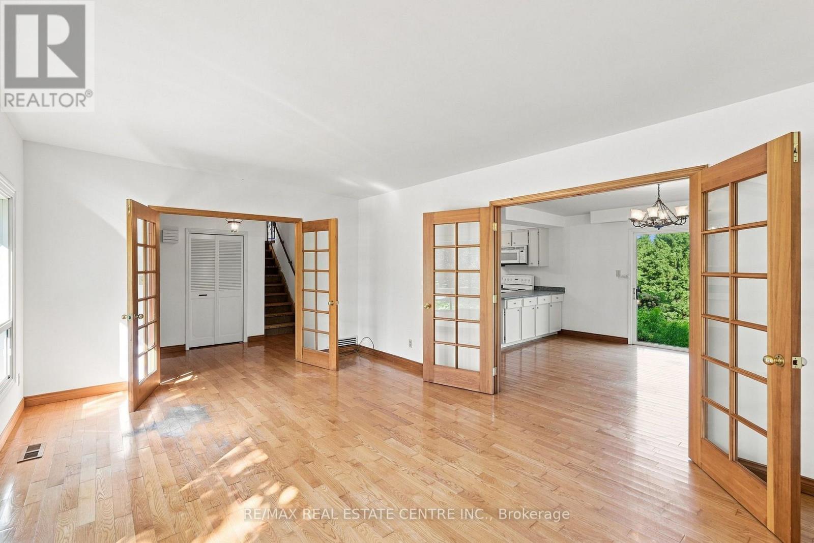 26 Maplewood Drive, Amaranth, Ontario  L9V 3N6 - Photo 8 - X13765456